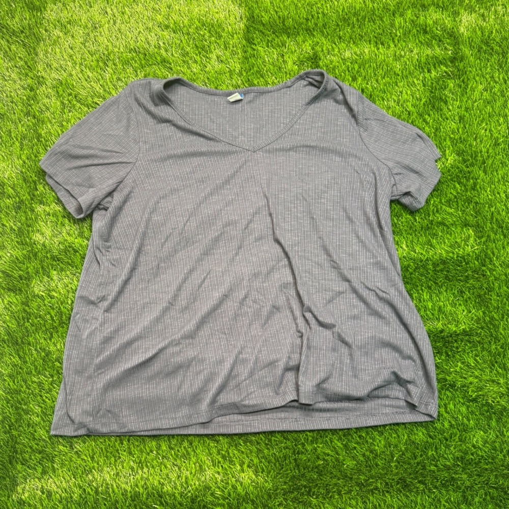 Old Navy Luxe T-Shirt Large Volcanic Glass Purple Womens Ribbed V-Neck Excellent